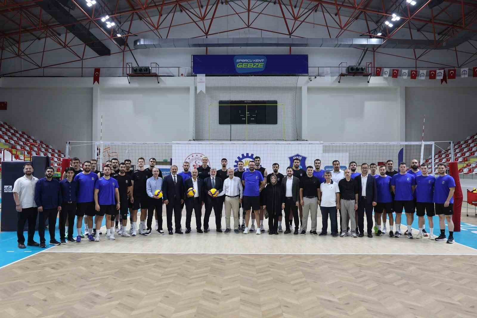Gebze’nin Efeler Ligi ekibi yeni sezona hazırlanıyor
