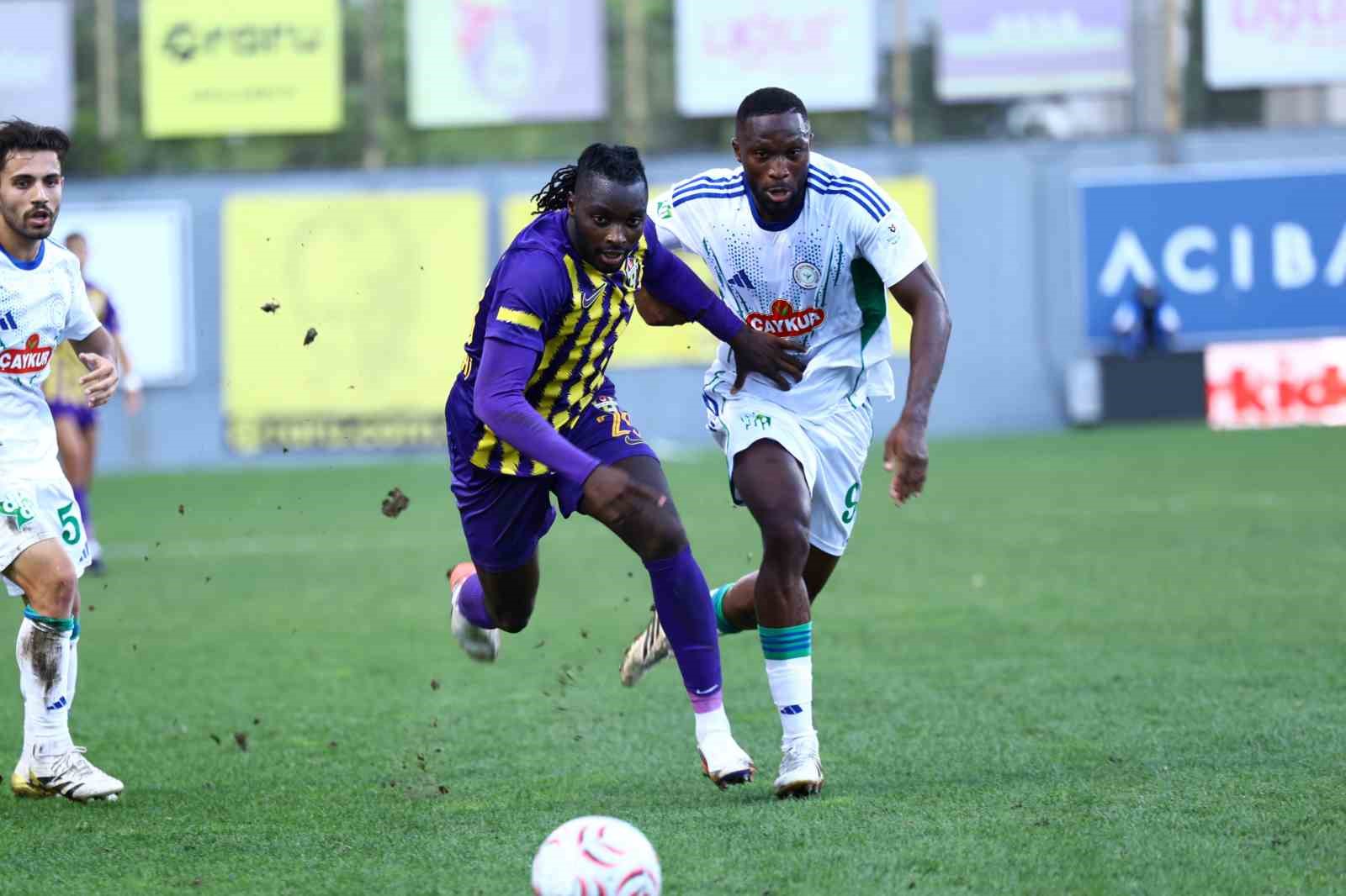 Trendyol Süper Lig: Eyüpspor: 0 - Çaykur Rizespor: 2 (Maç sonucu)
