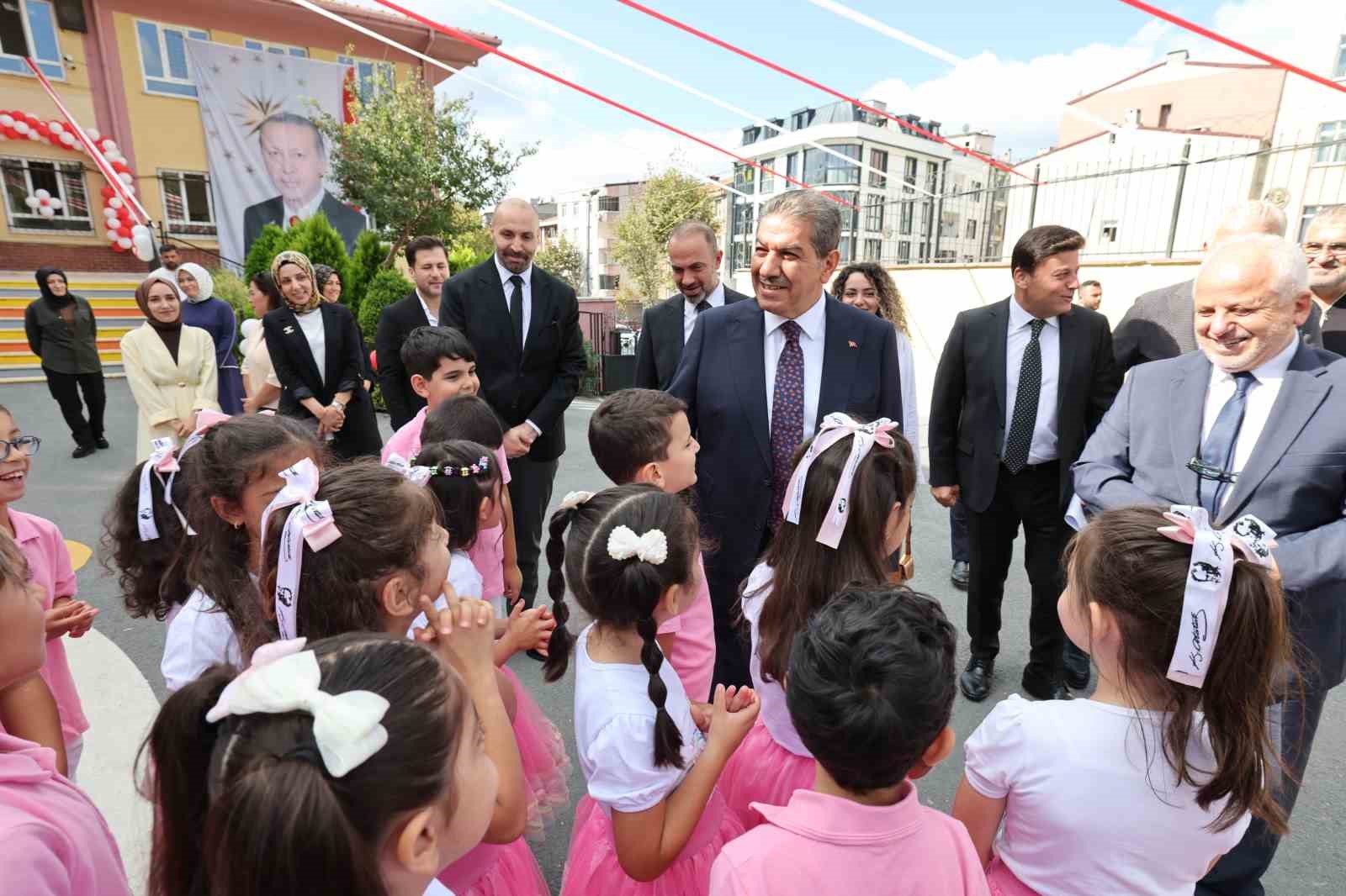 Geri dönüşümden eğitime 8,5 milyon defter
