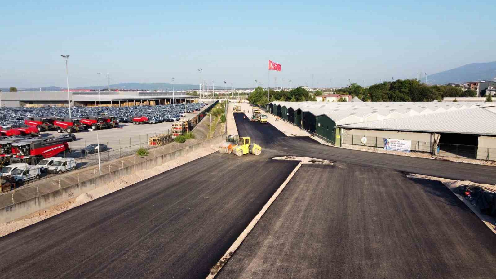 Kartepe Ulus Pazarı yolunda kapsamlı yenileme

