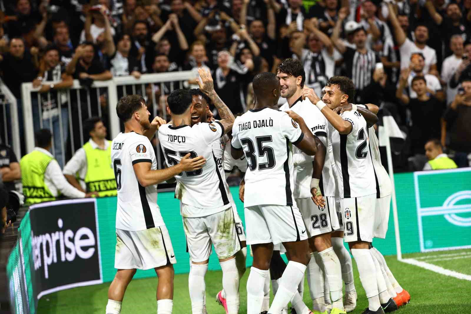 Beşiktaş sahasında kayıpsız devam ediyor