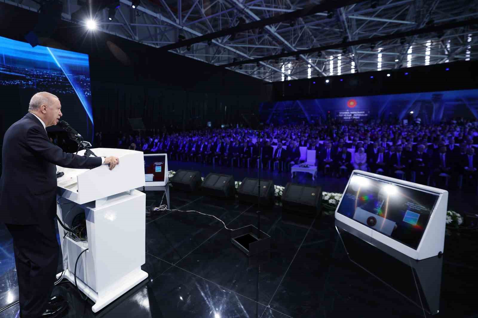 Cumhurbaşkanı Erdoğan: "Türkiye sivil havacılıkta şampiyonlar ligine çıkarak gücüne güç katmıştır"