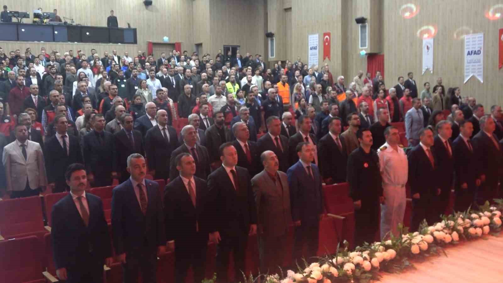 Yalova’da İl Afet Risk Azaltma Planı çalıştayı başladı
