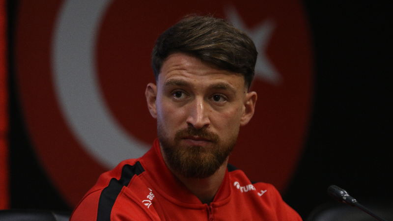 "Önemli olan yeni bir sayfa açmak. İlk adımını da inşallah yarın atarız"