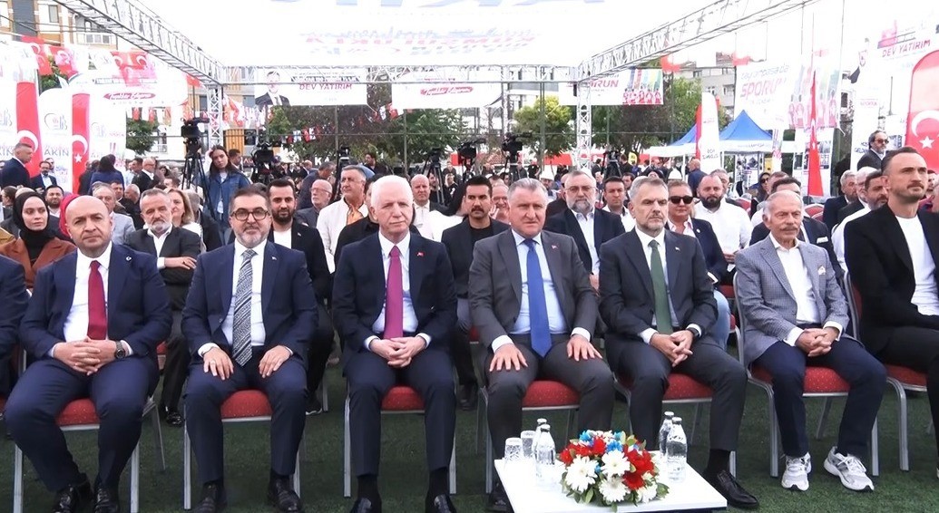 Bayrampaşa’ya 1 milyar 150 milyon Türk Lirası değerinde spor yatırımı