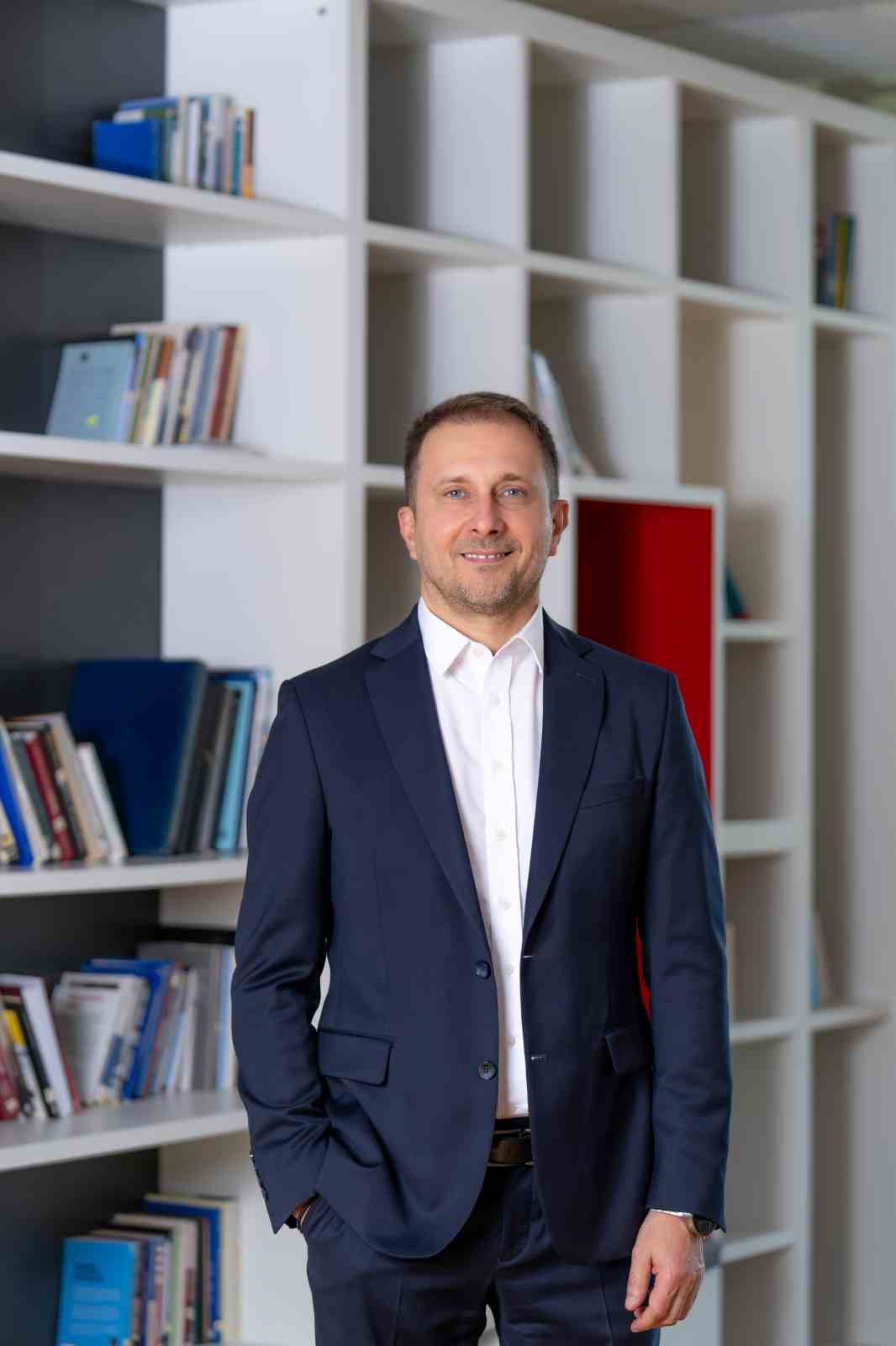 Akbank, yapay zekâ ile internet bankacılığı geliştirme sürelerini dakikalara indiriyor
