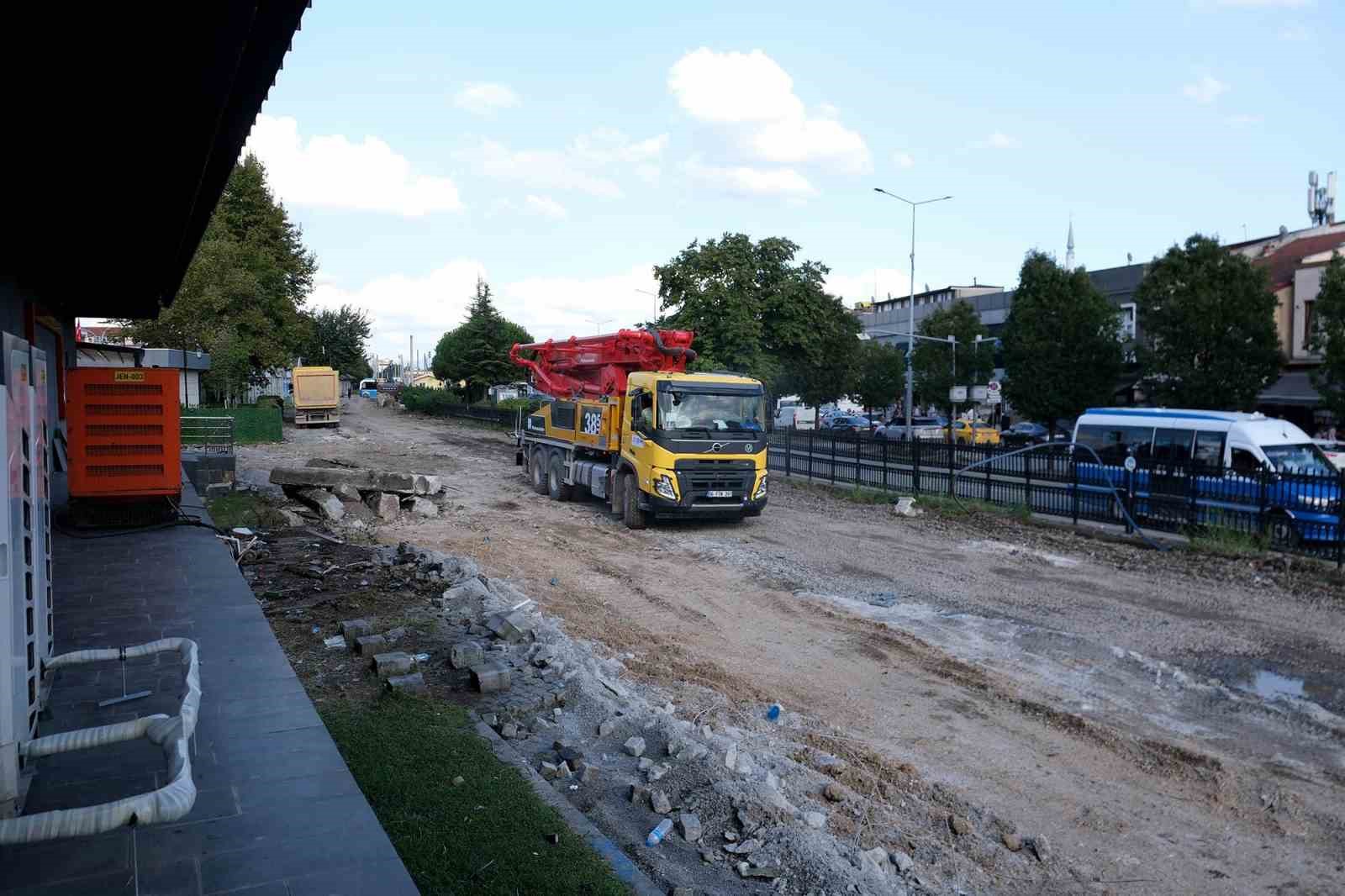 Sakarya’yı ikiye bölen rayların sökümünde yüzde 70 seviyesine ulaşıldı

