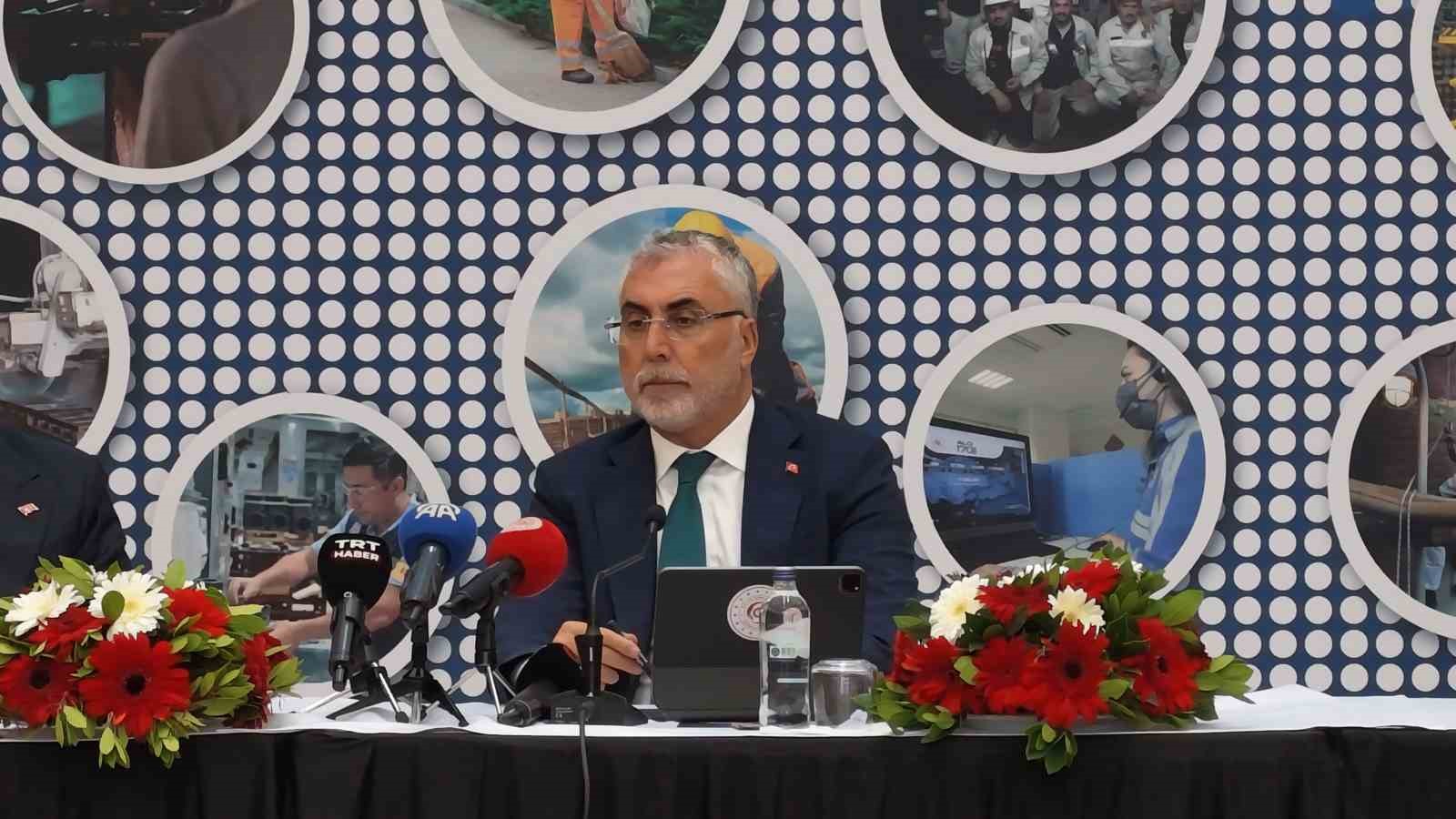 Bakan Işıkhan: "İşsizliği 2029’da yüzde 7,6 seviyesine indirmeyi hedefliyoruz"
