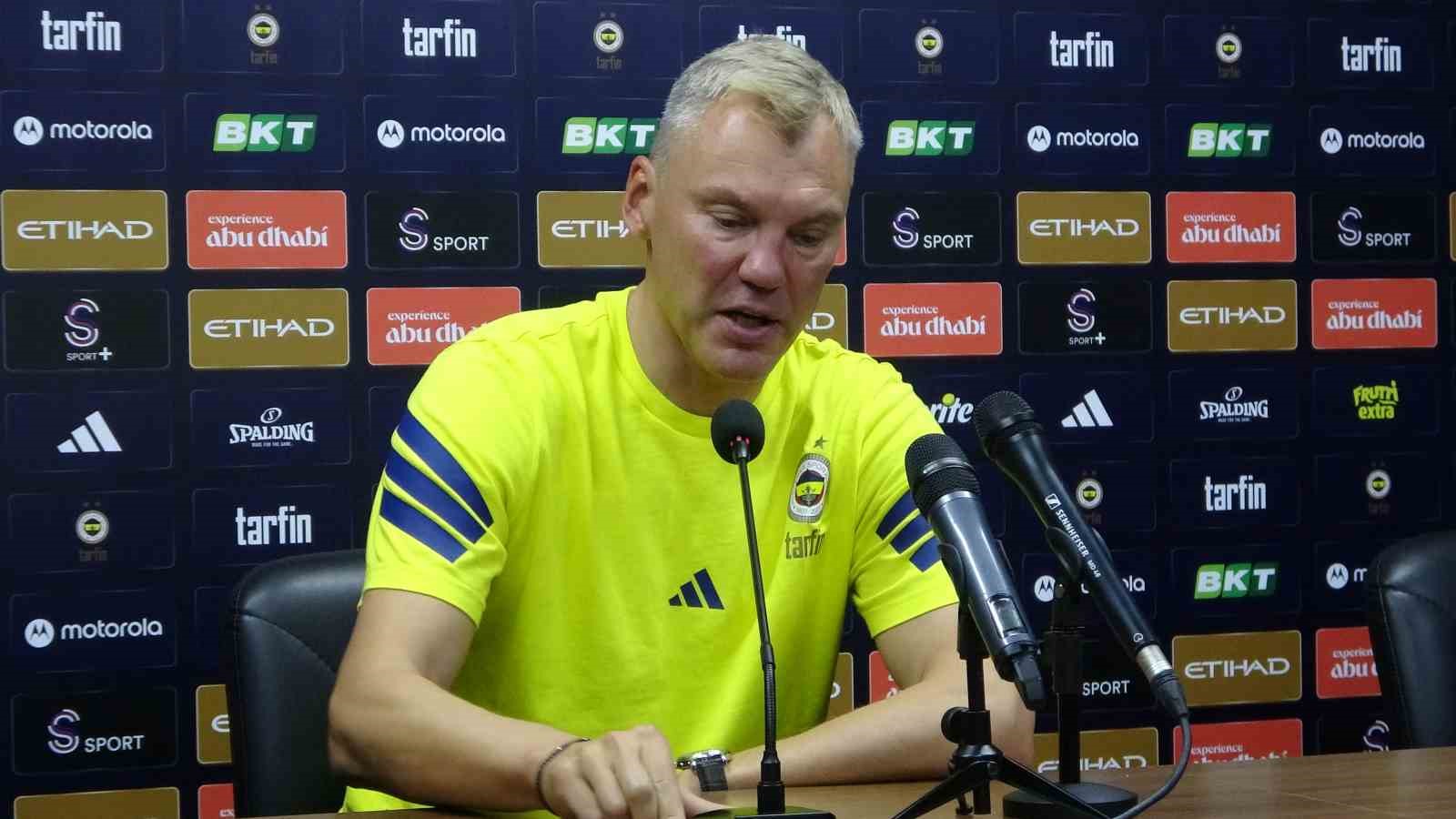 Sarunas Jasikevicius: "Bahçeşehir Koleji maçından sonra takım olarak iyi reaksiyon verdik"
