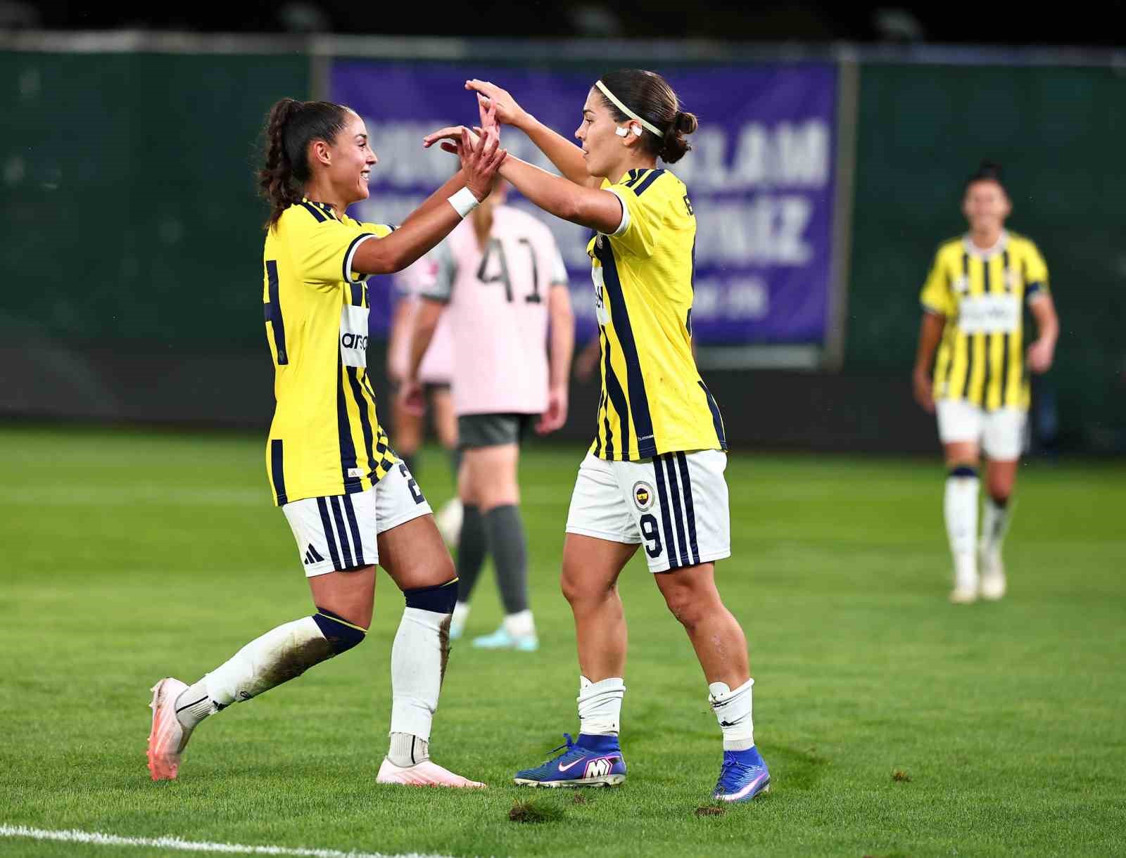 Fenerbahçe, UEFA Kadınlar Avrupa Kupası’nda son 16 turuna yükseldi
