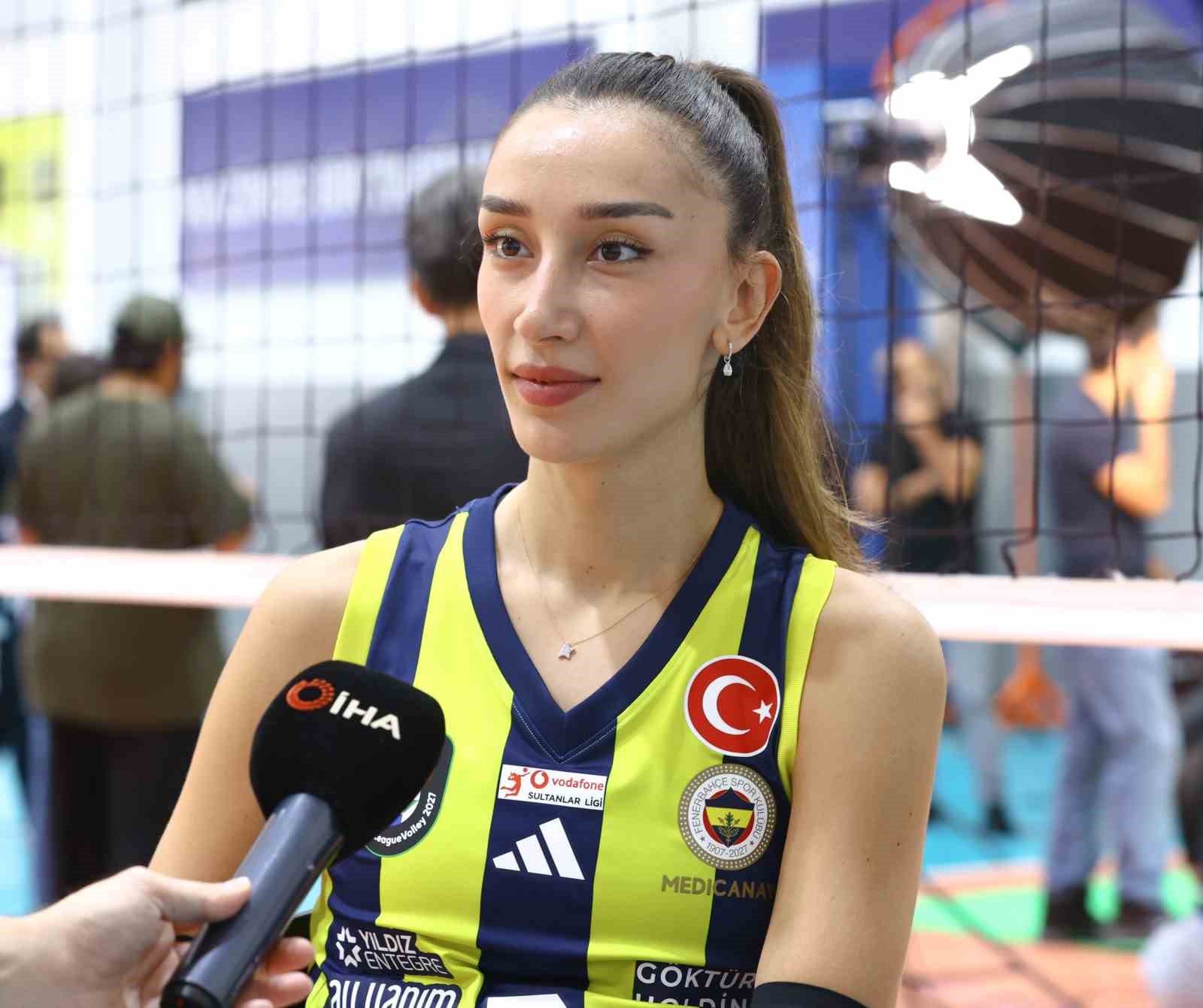Hande Baladın: "En büyük hedeflerimizden biri, Şampiyonlar Ligi Final Four’da yer almak"
