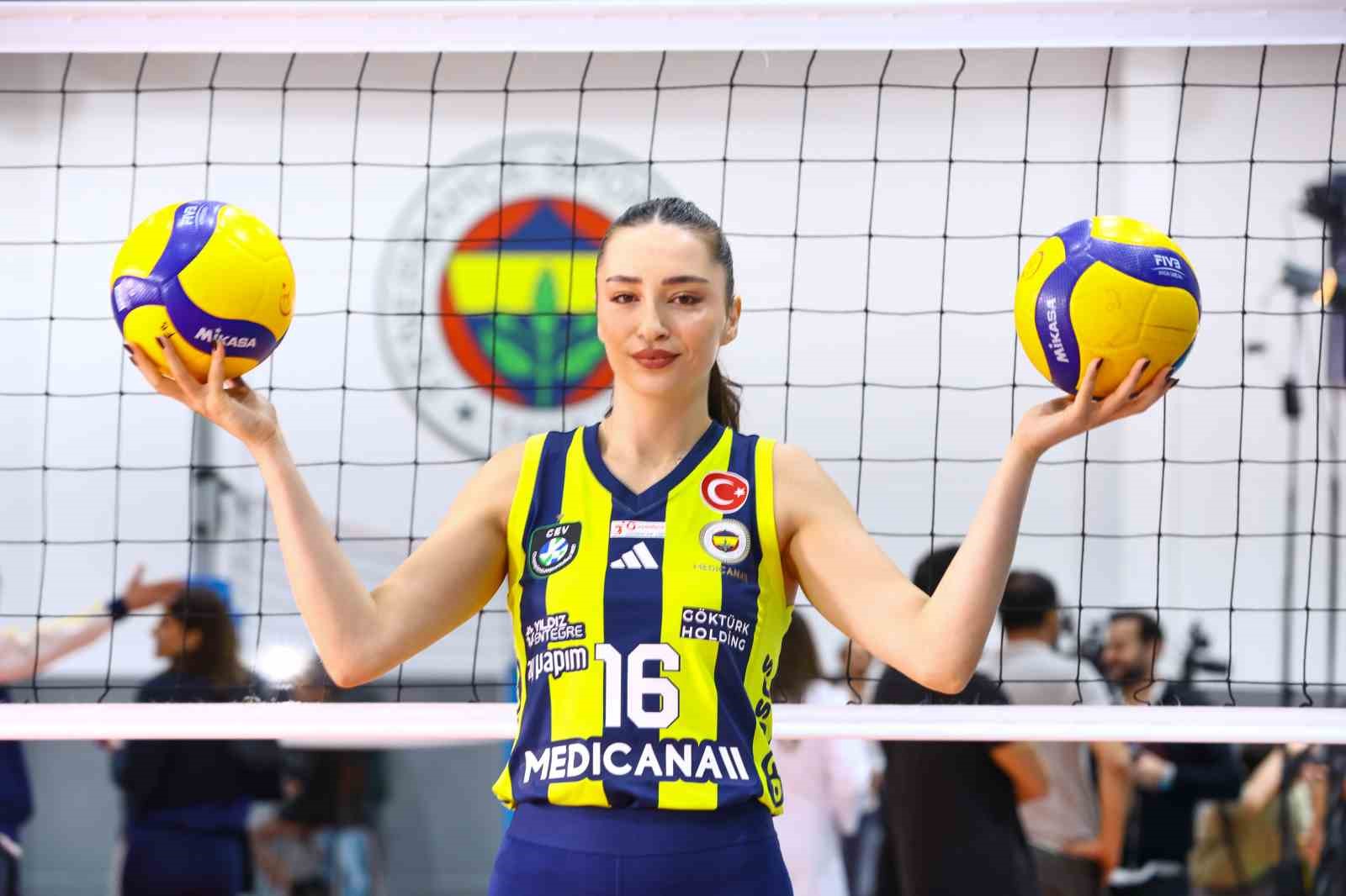 Saliha Şahin: "Fenerbahçe’nin hedefi her zaman altın madalya olmuştur"
