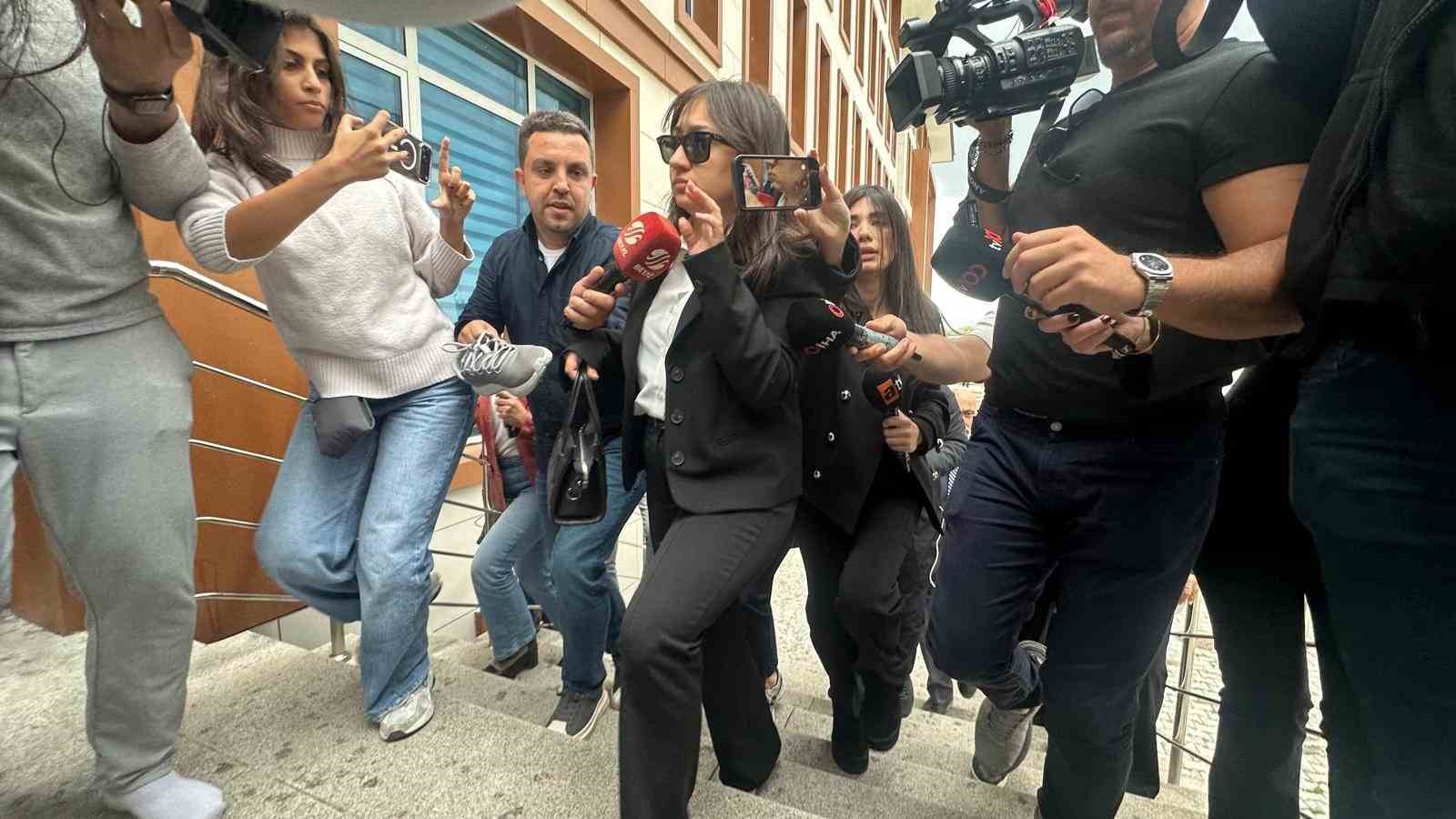 Güllü davasının ilk duruşması için tanık Nur Sultan Ulu Yalova Adliyesi’nde
