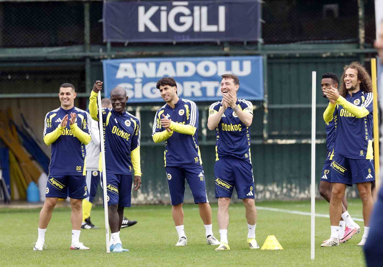 Fenerbahçe, Çaykur Rizespor maçı hazırlıklarına devam etti
