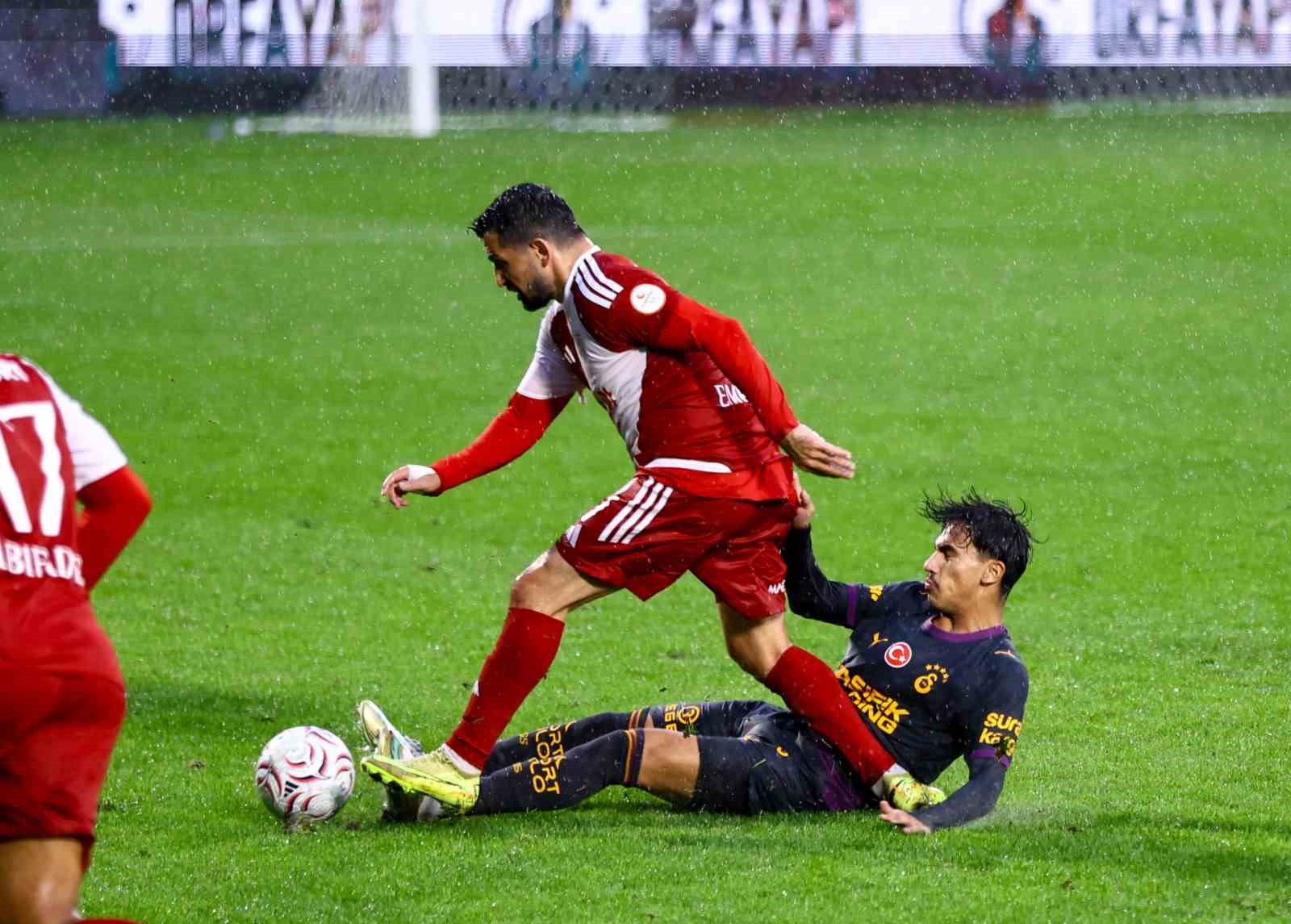 Hazırlık maçı: Pendikspor: 3 - Galatasaray: 3
