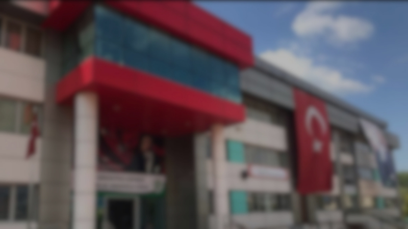 Derste kolunu kesip "sisteme isyanım var" dedi: Öğretmenine soruşturma