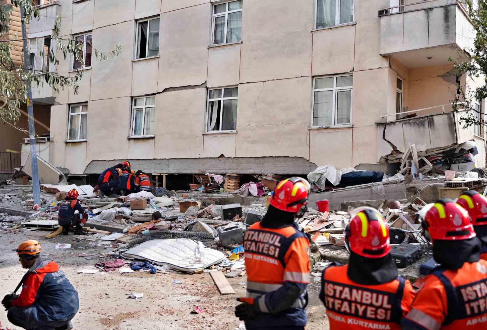 Maltepe’de hayatını kaybeden 2 kişinin kimlikleri belli oldu