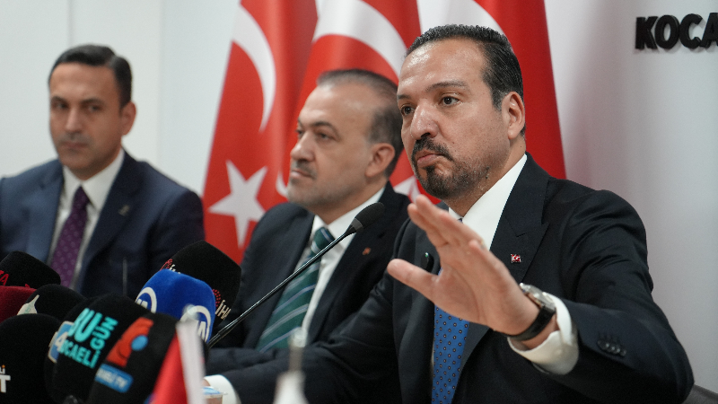 Kürşad Zorlu'dan fon meselesine ilişkin açıklama