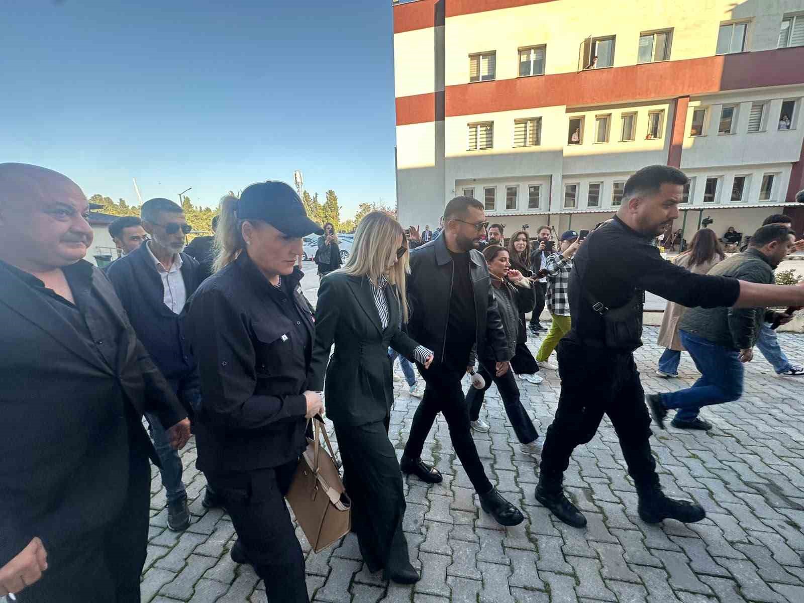 Güllü davasında duruşma hareketli geçti: Merve Uçanok’un değerlendirmelerinin ardından Tuğyan Ülkem Gülter savunma yaptı
