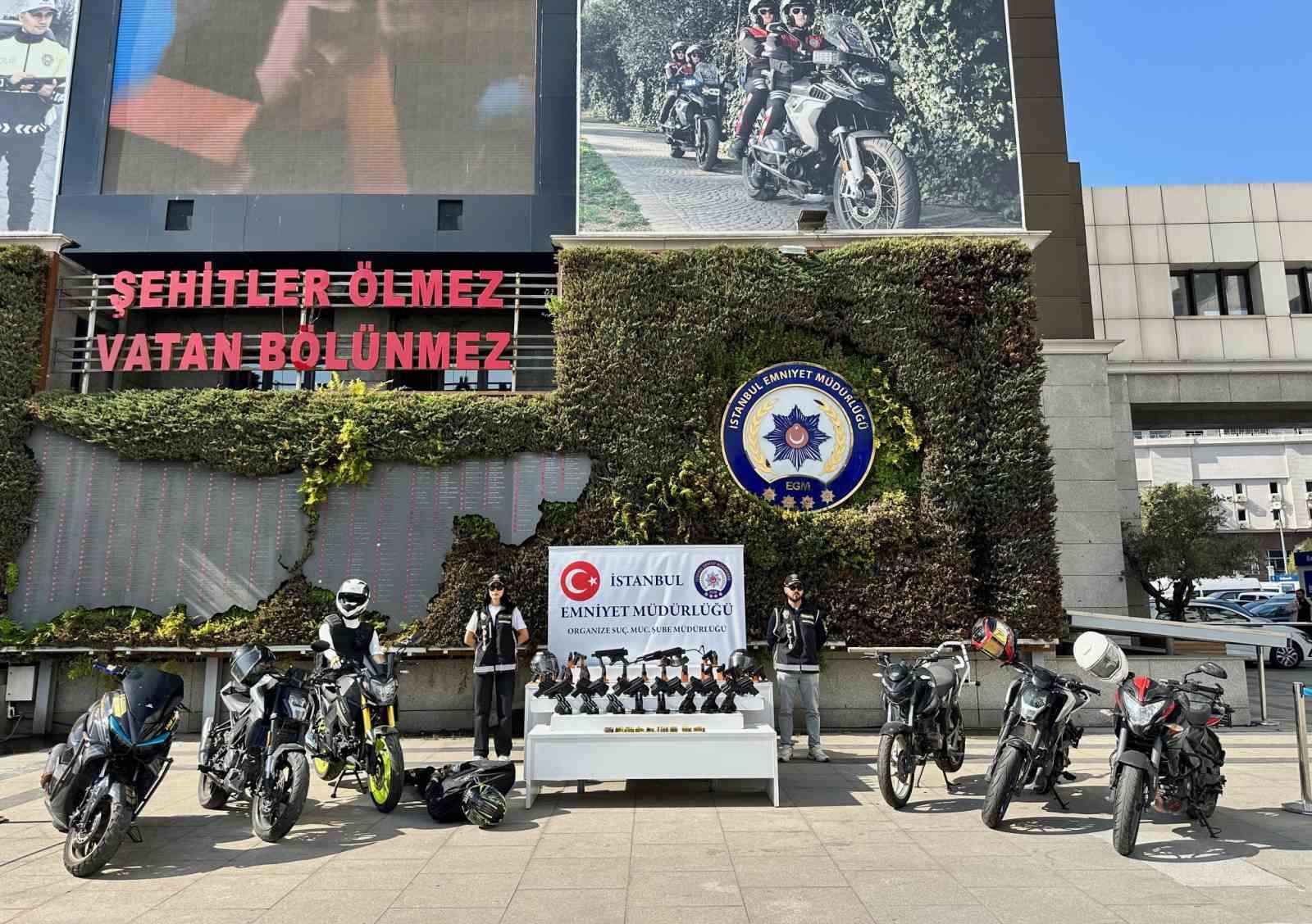 Çetelerden ele geçen suç unsurları emniyette sergilendi
