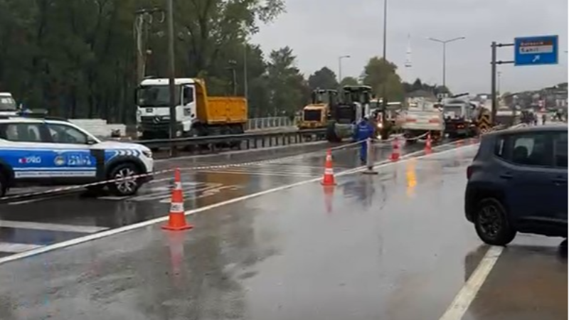 Bahçecik'te battı - çıktı trafiğe kapatıldı