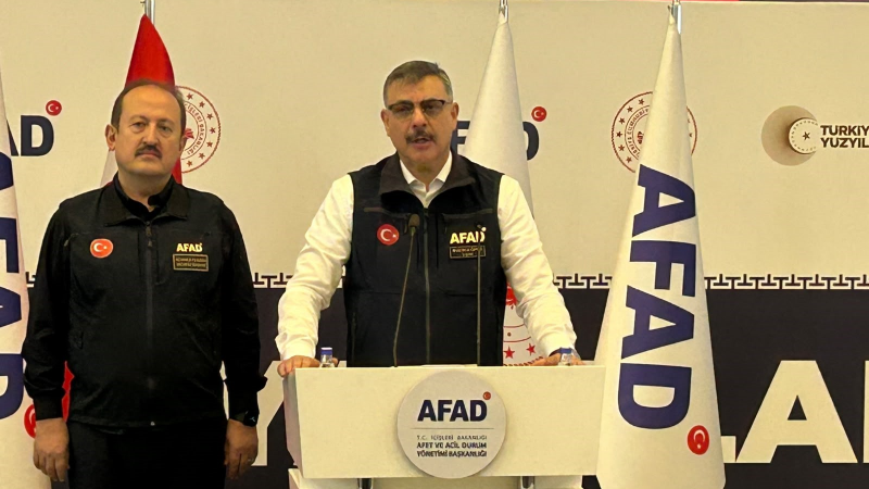 Bakan Çiftçi: "2 bin 727 vatandaşımız sağ salim tahliye edilmiştir"