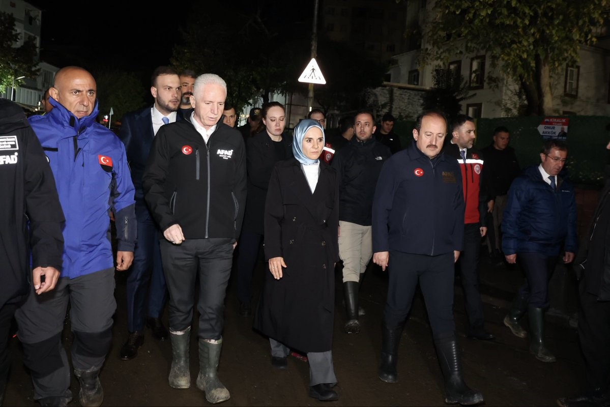 Aile ve Sosyal Hizmetler Bakanı Göktaş; "Psikososyal destek çalışmalarımız devam ediyor"

