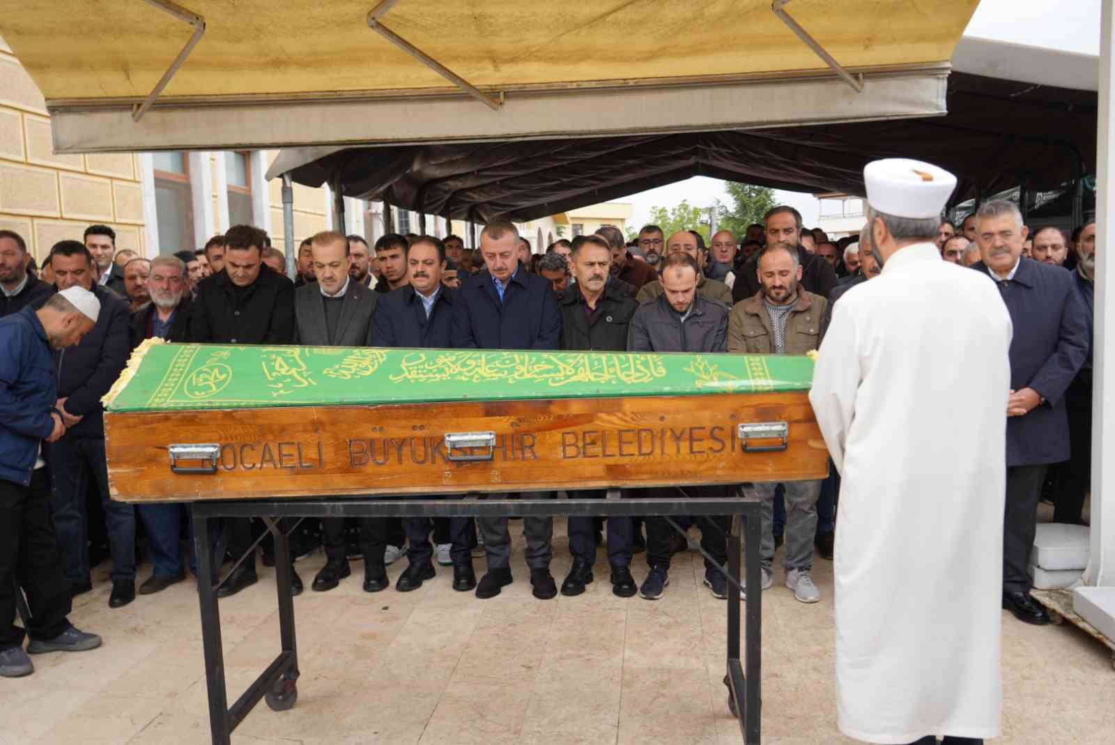 Sel sularına kapılan eski muhtar son yolculuğuna uğurlandı
