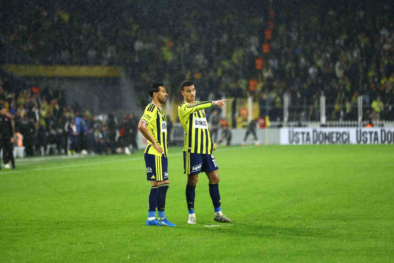 Mason Greenwood, 2. kez penaltı kaçırdı
