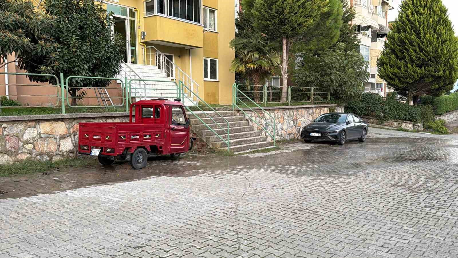 Evinin son eşyalarını almak için geldi, tartıştığı komşusu tarafından öldürüldü
