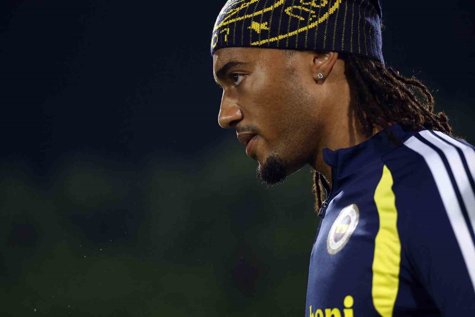 Fenerbahçe, Slavia Prag maçı hazırlıklarını tamamladı
