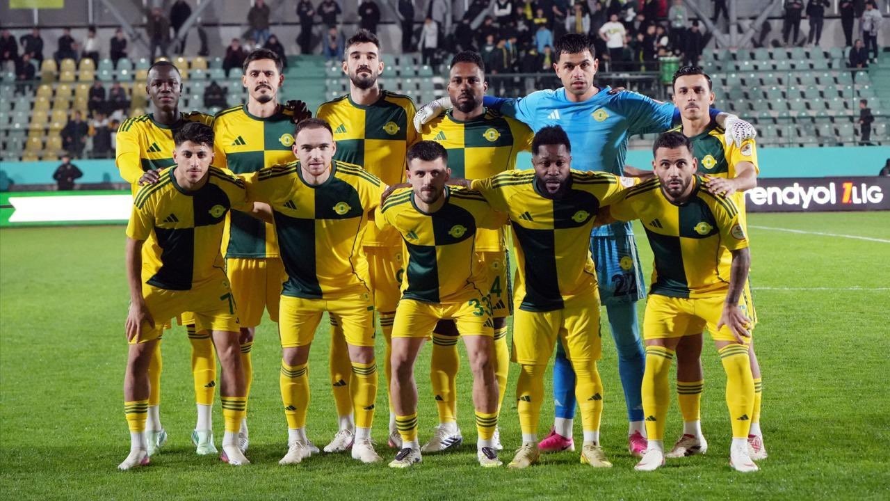Trendyol 1. Lig: Esenler Erokspor: 4 - Mardin 1969 Spor: 2
