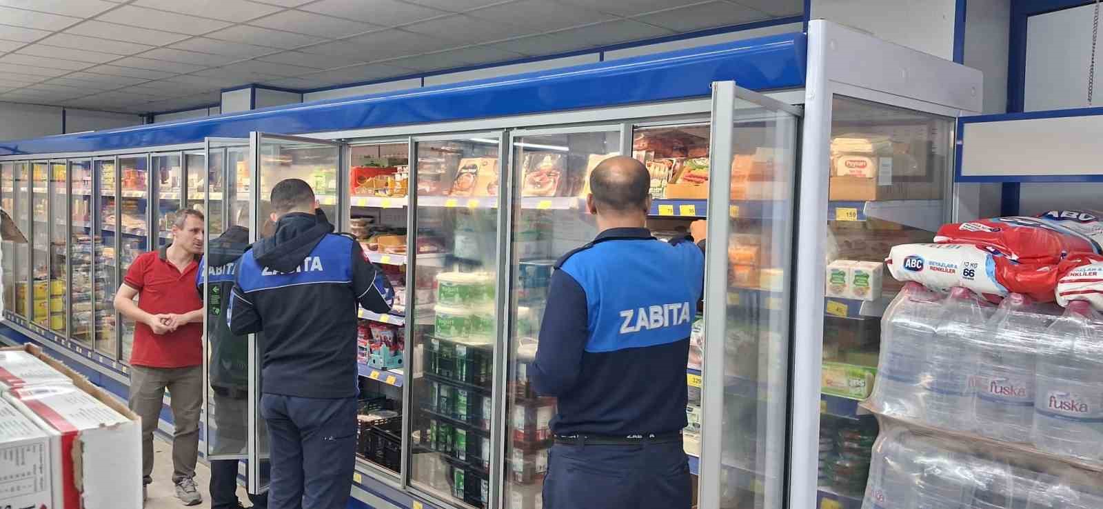 Dilovası’nda marketlerde son kullanma tarihi ve fiyat denetimi
