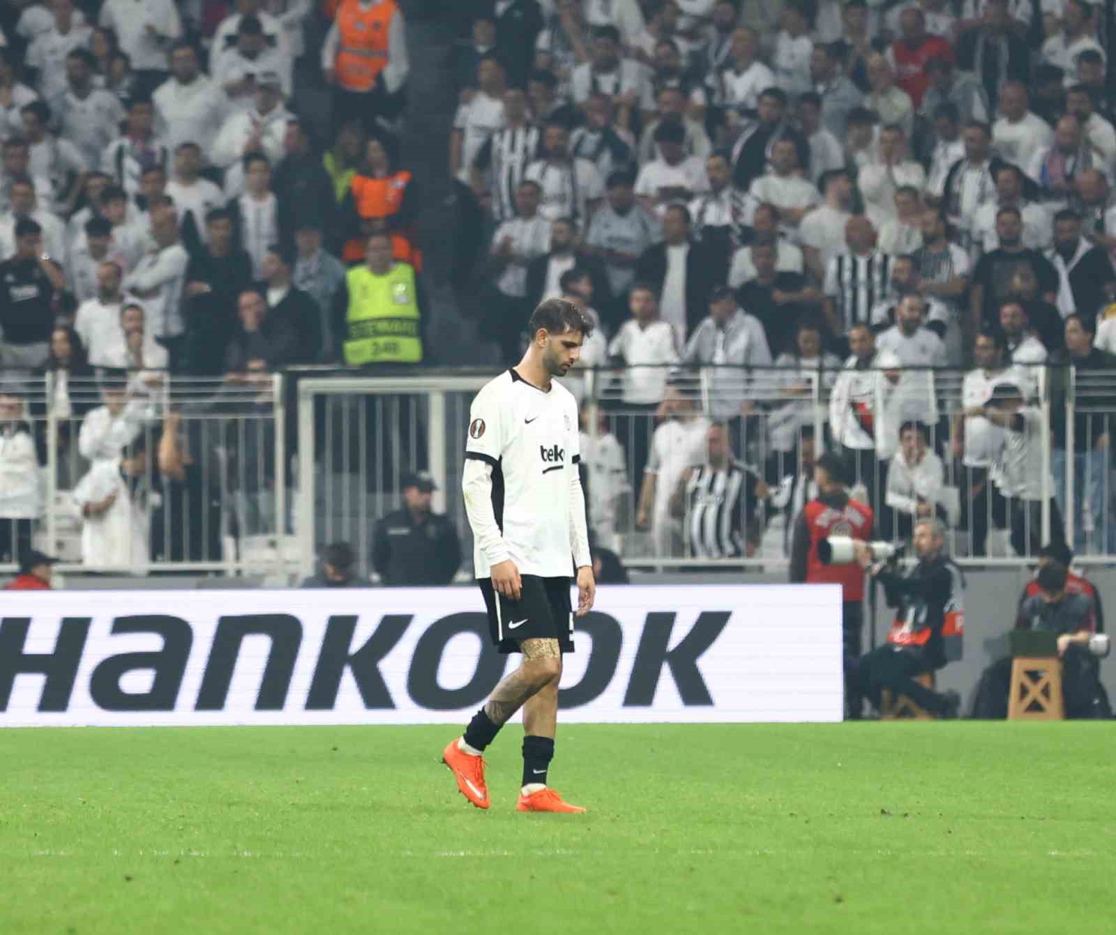 UEFA Avrupa Ligi: Beşiktaş: 2 - Crystal Palace: 2 (Maç sonucu)