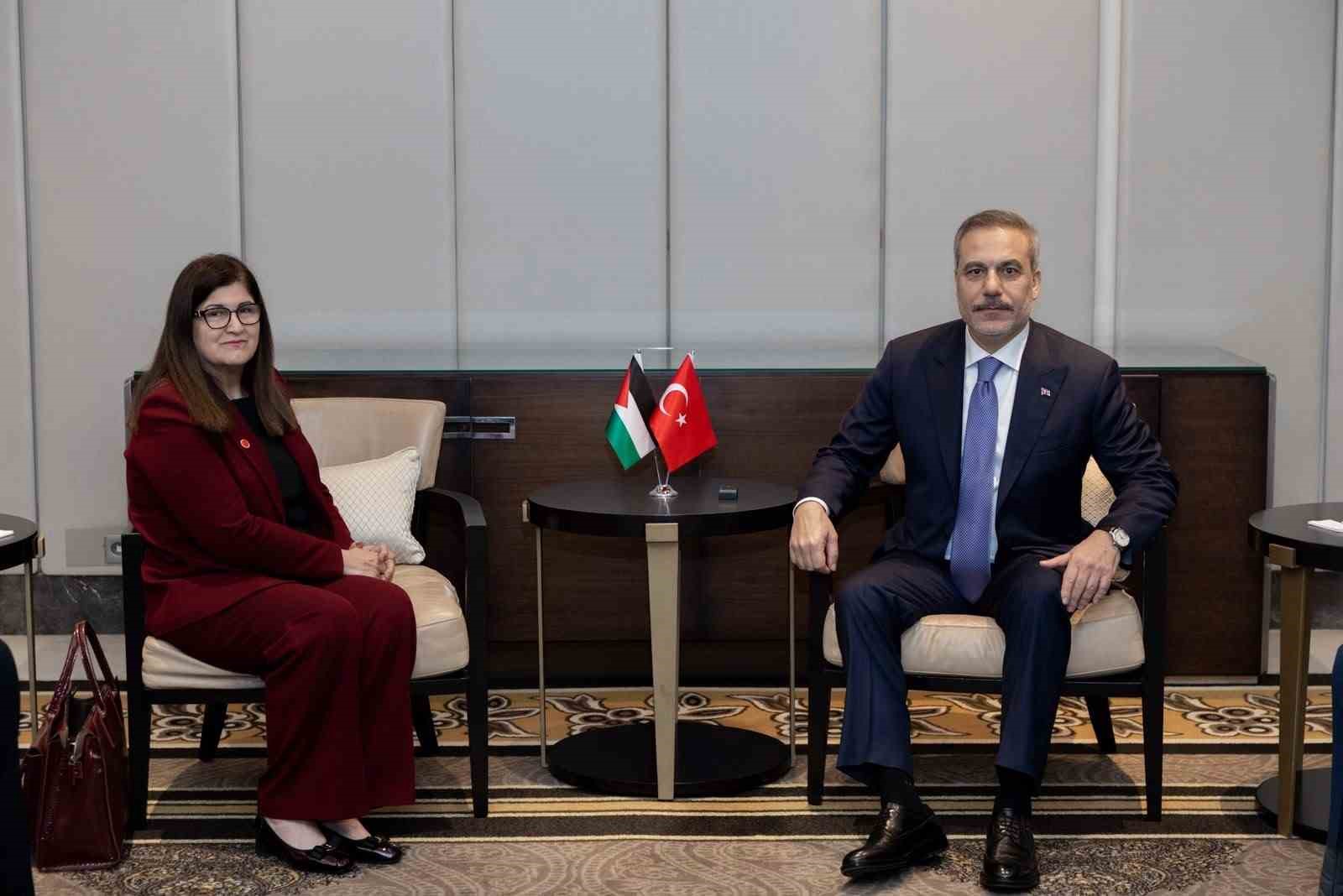 Dışişleri Bakanı Hakan Fidan, Filistinli mevkidaşı Şahin ile İstanbul’da görüştü
