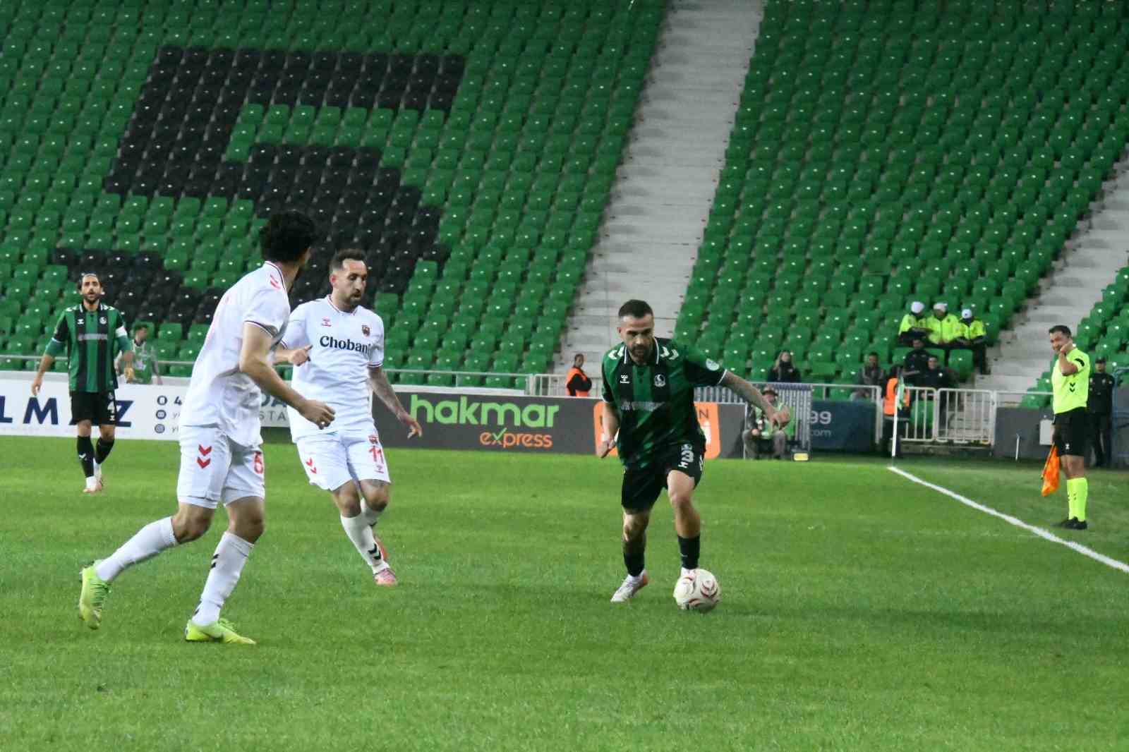TFF 2. Lig: Sakaryaspor: 1 - Erzincanspor: 3