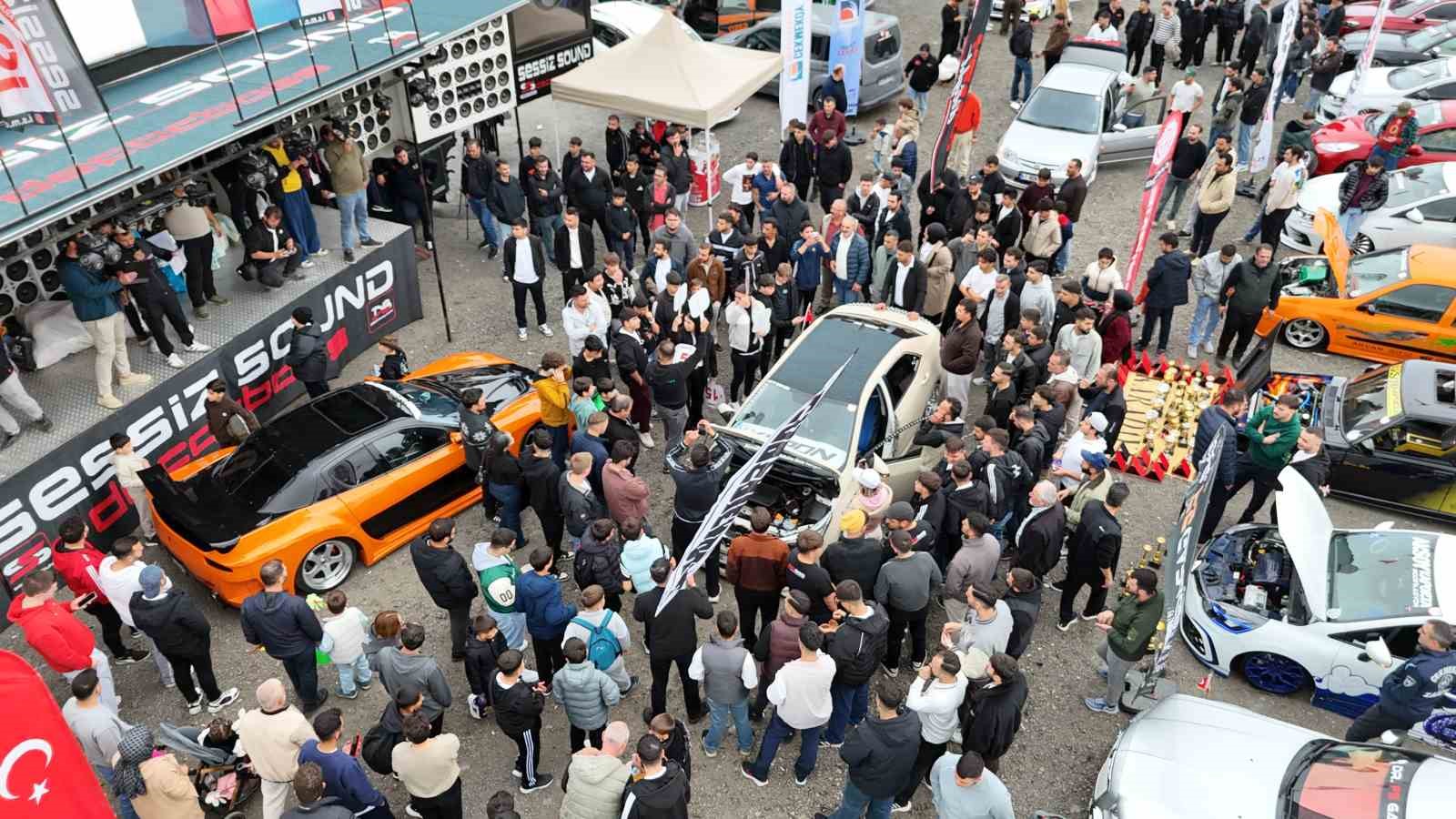 Car Fest 2026 Çekmeköy’de renkli görüntülere sahne oldu