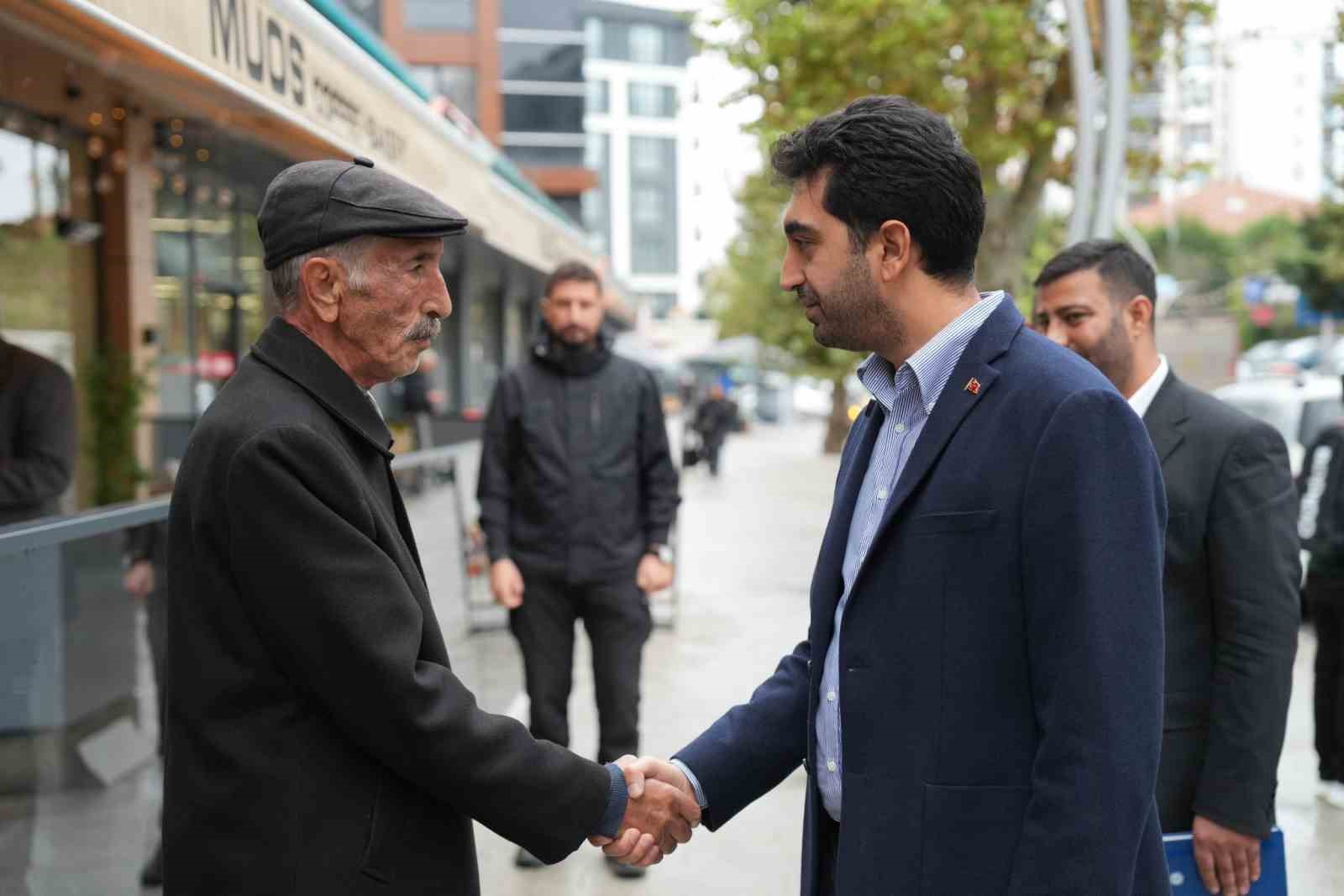 Tuzla Belediye Başkanı Bingöl Aydınlı Mahallesi’nde esnaf ve vatandaşlarla buluştu
