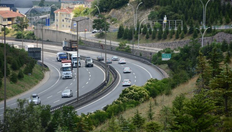 Kocaeli TEM Otoyolu’nda bayram öncesi trafik akıcı