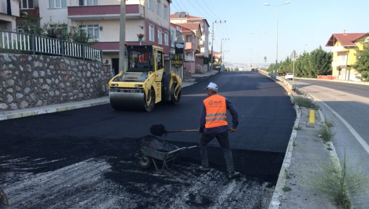 Gölcük’te asfalt seferberliği sürüyor