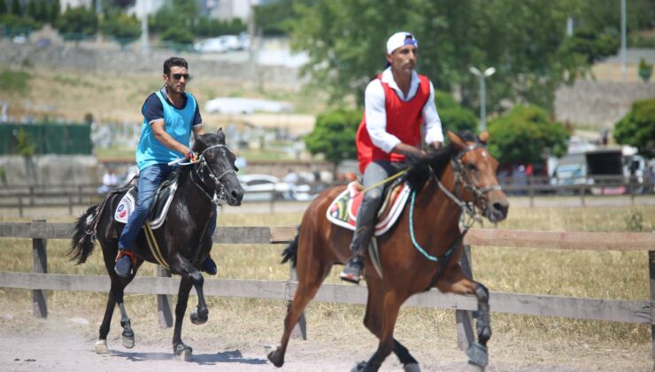 Binlerce yıllık ata sporu Gölcük’te yaşıyor