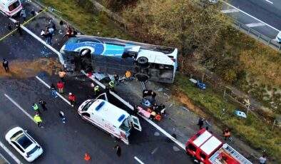 TEM Otoyolu Bolu geçişinde korkunç kaza: 3 ölü 16 yaralı