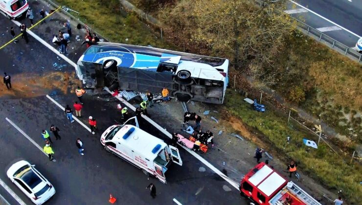 TEM Otoyolu Bolu geçişinde korkunç kaza: 3 ölü 16 yaralı