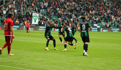 Kocaelispor: 2 – Etimesgut Bld:0 ilk yarı sonucu