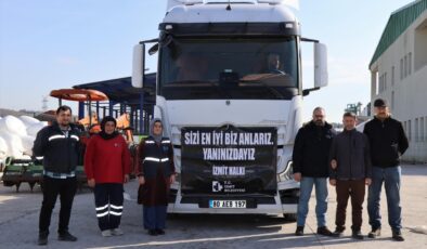 Deprem bölgesindeki çiftçiler için 3 tır dolusu hayven yemi desteği