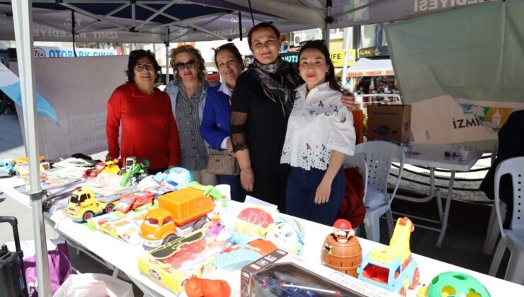 Depremzede çocuklar için oyuncak kampanyası