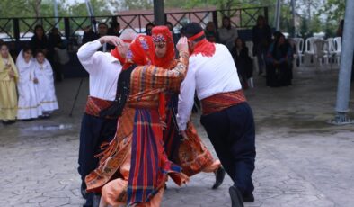 İzmit’in köylerini bahar coşkusu sardı