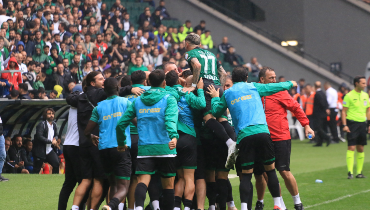 Kocaelispor dolu dizgin