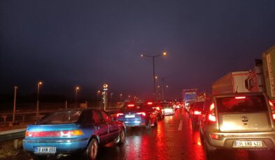 Bolu Dağı Tüneli İstanbul istikameti trafiğe kapatıldı 
