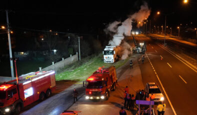 Azerbaycan’a giden kimyasal yüklü tanker tepkimeye girdi, ekipler harekete geçti